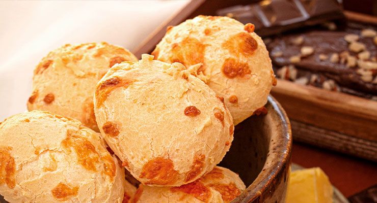Pão de queijo: desvende a história por trás dessa famosa iguaria